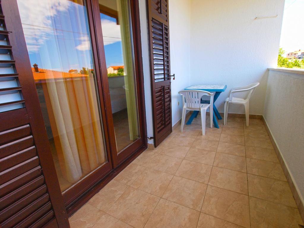 Apartments Milio 1105 Fazana Exterior photo